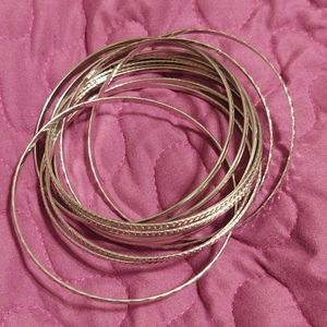 Paparazzi silver bracelet